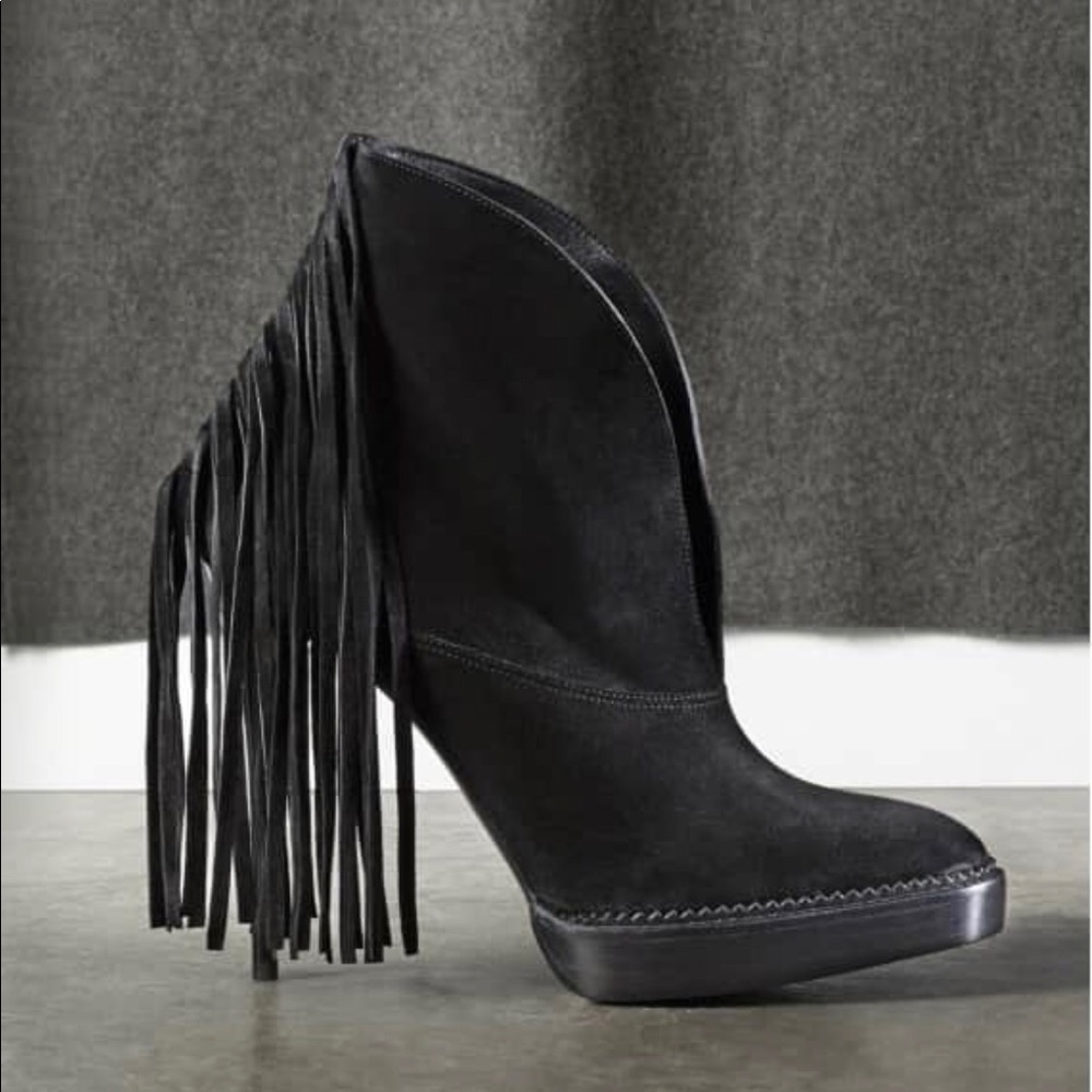 Burberry Nadie Runway Booties